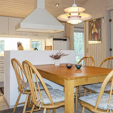 Lovely In Nexo With Kitchen Ferienhaus Vester Somarken